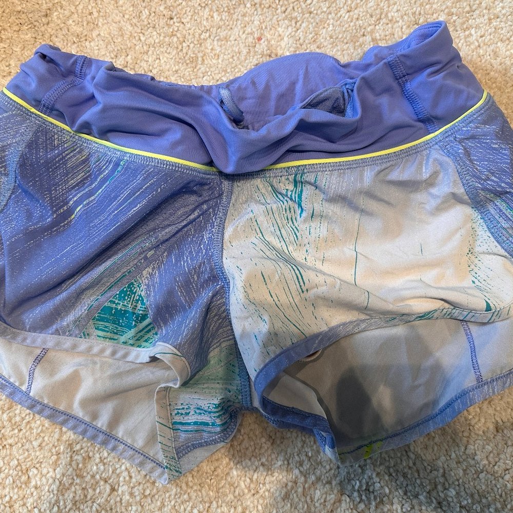lululemon speed up running shorts size 4 length 2.5